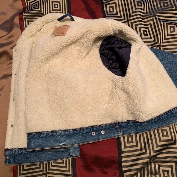 Denim Forum Jean Jacket - Picture 4 of 5